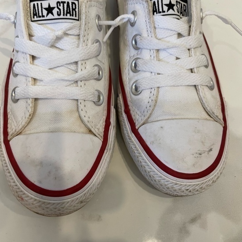 All Star Converse | Chuck Taylor Shoreline Classic Slip On White Sneakers - Picture 8 of 17
